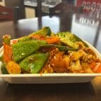 Best Sliced Chicken with Garlic Sauce in Mohegan Lake, NY